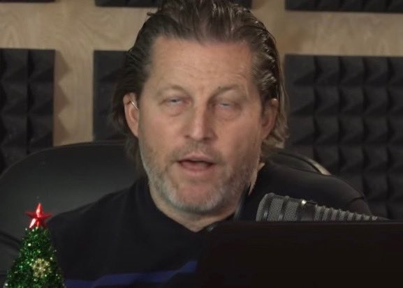 ToddErzen's tweet photo. @DeaceOnline He’s the real hero we deserve!!! https://t.co/BKYAbMebhk