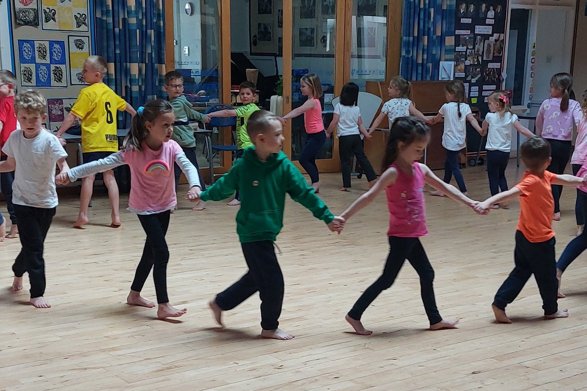 Inspirational day at this wonderful Primary School <a href="/GreatworthPS/">Greatworth Primary</a>  filming for <a href="/ace_national/">Arts Council England</a> <a href="/NGAMedia/">NGA For Schools & Trusts #VisibleGovernance</a> governor training. #Arts #Culture &amp; #creativity: improving your #school and its curriculum