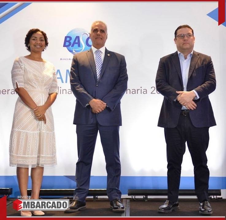 EmbarcadoMag's tweet photo. BASC 2022:

@BascDominicana efectuó su asamblea general extraordinaria y eleccionaria en la cual se determinó que el señor Armando Rivas presidirá la nueva junta directiva para el 2022-2024.

Para más información acceder al enlace en nuestra bio.

#Exportaciones #Seguridad https://t.co/RqrSaGclOg