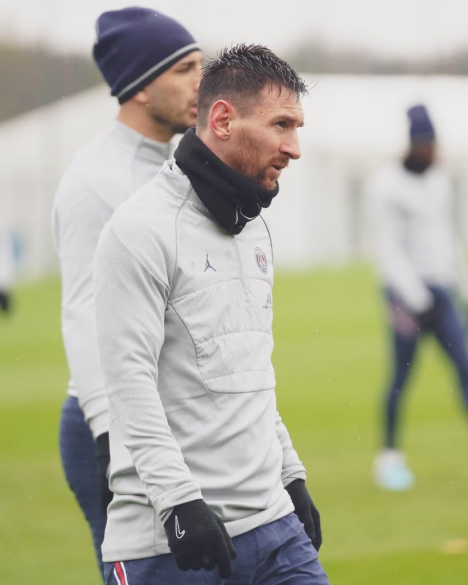 PSG_English's tweet photo. 📸 𝗟𝗲𝗼 𝗠𝗲𝘀𝘀𝗶 https://t.co/wt2Wq8dBkP