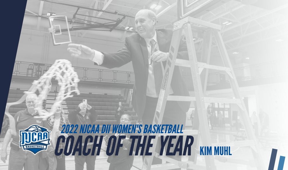 Kirkwood's Kim Muhl has been named the 2022 <a href="/NJCAA/">NJCAA</a> DII Women's Basketball Coach of the Year ‼️

In his 33rd season at the helm, Muhl led the Eagles to their eighth national title in program history, all under his direction. 

📰| bit.ly/3wPd5mL