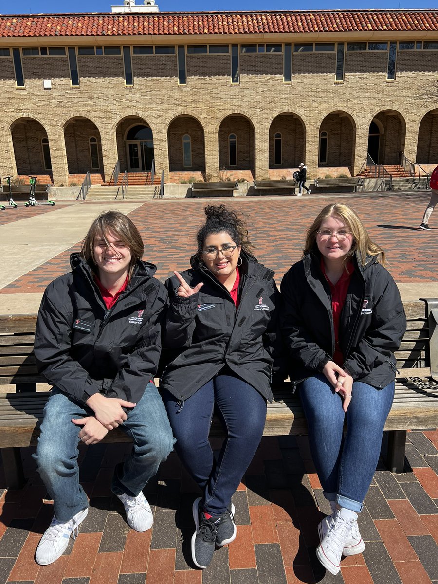 Our student assistants and staff had a great time giving a tour of Texas Tech to Mountain View Middle School Yesterday! 

Visit our website if you want to schedule one for your school!