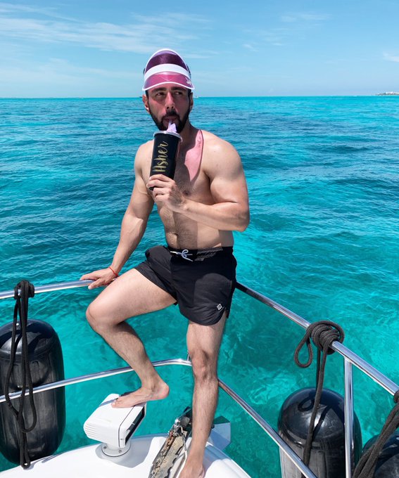 #TBT this was 2019 🤪 https://t.co/VTH0oCAwM6<a href="/tag/tbt"class="tags">#TBT</a>