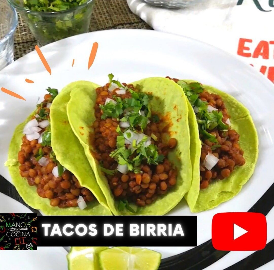ManosalacocinaF's tweet photo. En #manosAlaCocinaFit amamos los Tacos y para muestra basta un botón #DíaDelTaco 🌮

https://t.co/cd6JuwY292 https://t.co/Gi7wrYh0T1