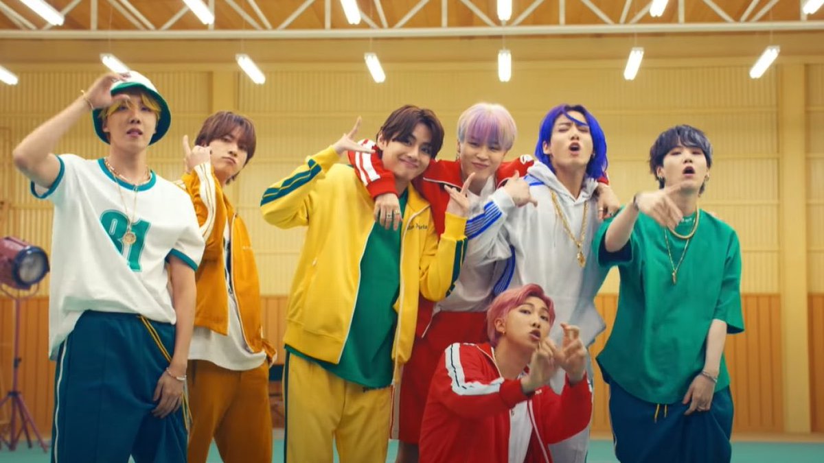 tinysmeraldo's tweet photo. bts as pokemon trainers #CatchUsAllxBTS https://t.co/NzheBAV7z5