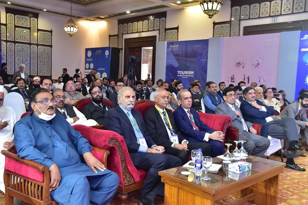 pakecocon's tweet photo. Panel discussion about Agriculture: Value Addition, Technology, and Export Opportunities and Potential in Pakistan
#PakistanEconomicConference #PEC2022 #SerenaFsd #fsdcon2022 #pakecocon2022 #firstconfsd #Agricuture #Technology #Agri https://t.co/gzq8ZTDXQc