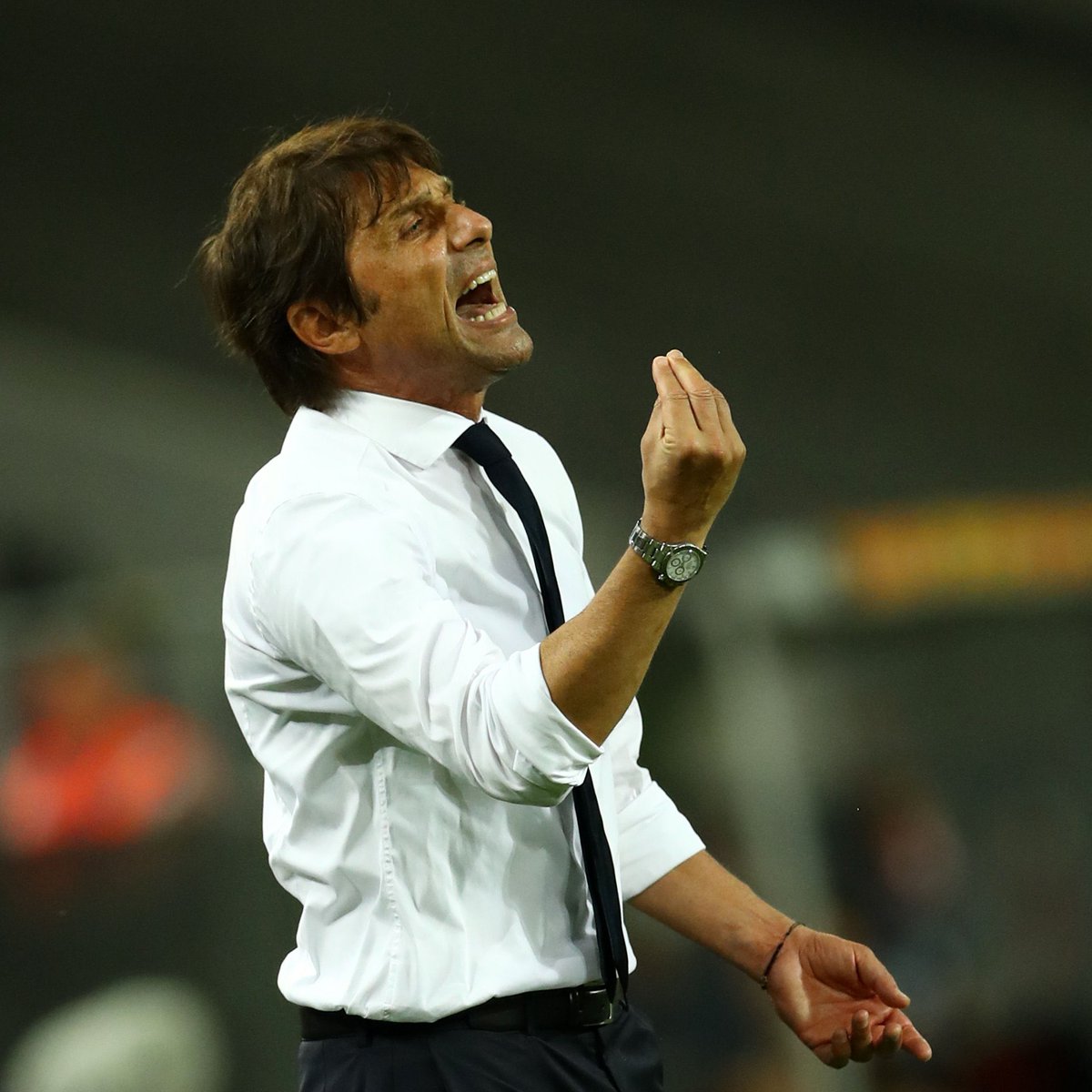 Antonio Conte, İtalya’da geçen sezonun en iyi teknik direktörü seçildi.