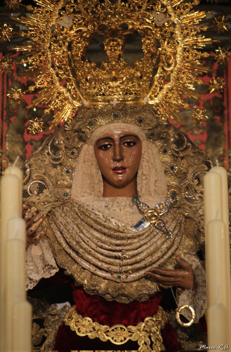 InciensoyAzaha's tweet photo. Galería| La Virgen de la Esperanza en su paso de palio @EspDeTriana @BandaSjeTriana @3Caidas_Triana @BMLasCigarreras https://t.co/AgPnwu1aCi

📷 @MarioRosales7 https://t.co/9tg9UD6wGo