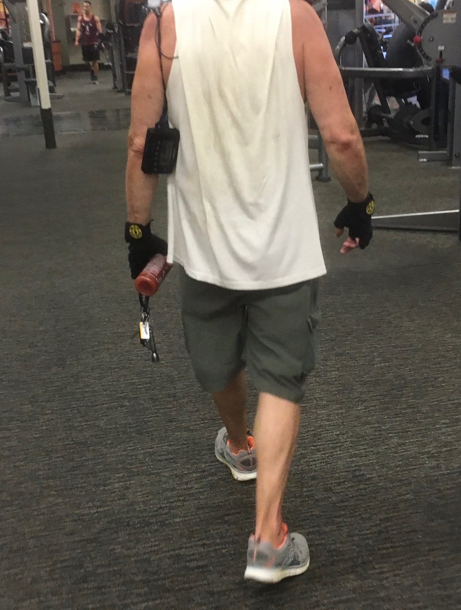 realonlineboy's tweet photo. This guy at my old gym always worked out wearing a fedora on top of a visor, and drank hot sauce straight from the bottle between sets. I saw him do it dozens of times over a few months. I watched him drink the sauce. Never water, only sauce https://t.co/SD0N69XEmI