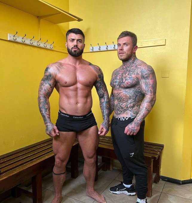 DOUBLE DRAINING SOME WALLETS TONIGHT With @musclegodd1 Who&rsquo;s ready to serve some Gods?! 🤑  https://t<a class="tags" target="_blank" title="On Twitter" href="/?out=eyJ0eXAiOiJKV1QiLCJhbGciOiJIUzUxMiJ9.eyJpYXQiOjE3MjEzMjk5MTYsImlzcyI6InR3cG9ybnN0YXJzLmNvbSIsIm5iZiI6MTcyMTMyOTkxNiwiZXhwIjoxNzUyODY1OTE2LCJyZWRpcmVjdF91cmwiOiJodHRwczovL3R3aXR0ZXIuY29tL211c2NsZWdvZGQxIn0.jvckzSFkDZqA4MrhRuQWte7zsMB7ndPJIQFusZ0XqYyKzNJB7lJkdjXl6cTUt-oVf3qUtBat6i_1XBftfJzF1A">@musclegodd1</a>
