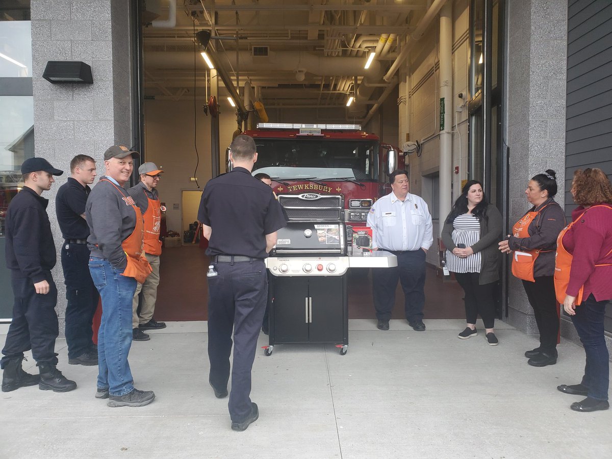 Every new fire station needs a new webber. Our thanks to the Tewksbury fire department for all that they do for us and our community. #2668 <a href="/TewksburyFire/">Tewksbury Fire Dept</a>  <a href="/CorsettoDavidHD/">David Corsetto</a> <a href="/homedepotjennb/">Jenn Bourque</a> <a href="/NicoletteH17/">Nicolette Harris</a> <a href="/MatteHome/">Renee</a> <a href="/MurrinJoanne/">Joanne Murrin</a>