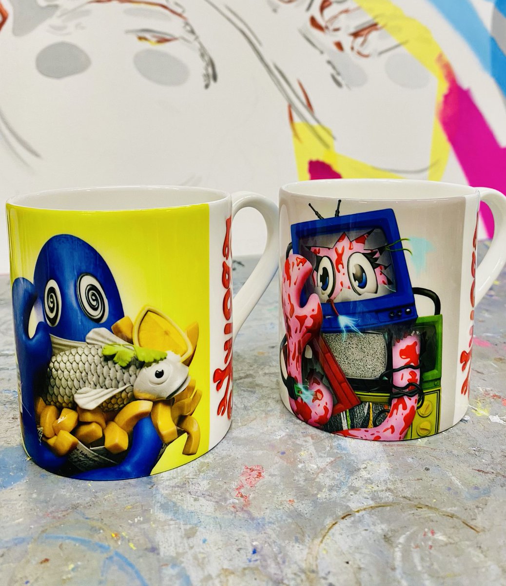 thelobstars's tweet photo. 😍LOBSTAR MERCH GIVEAWAY 🤩

🦞 3 x Mug, T-Shirt &amp; Lobstarlist Packs 🦞 

To Enter: 
🔸Follow @thelobstars
🔸Join Discord: https://t.co/tdQ2KRAv8q
🔸Say 'LOBSTAR MUGS' in Lobstar-Talk
🔸Tag 2 frens
🔸Like &amp; RT

You have 24h, good luck!! https://t.co/NtnswgN9b9