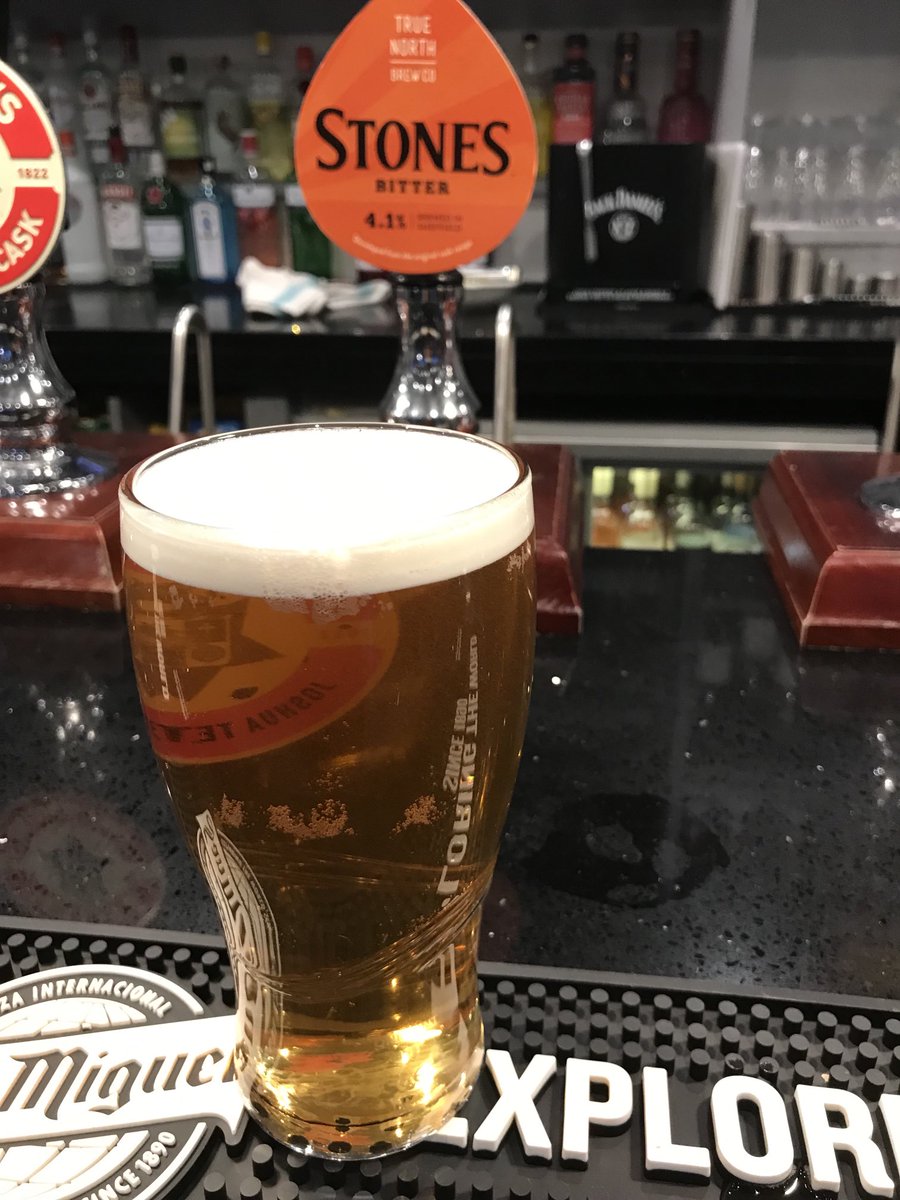 The “Big Blond Bitter” is back! Stones’ Best brewed to the original recipe. Did my journalism apprenticeship on this during “lunchtimes” at the Derbyshire Times in Chesterfield. Delight to sample again from <a href="/TrueNorthBrewCo/">True North Brew Co.</a>⁩ here at ⁦<a href="/OmegaAbbeydale/">Omega at Abbeydale</a>⁩ tonight.
