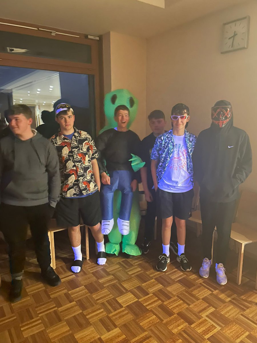 TMB_School's tweet photo. Fancy dress disco for our final evening.....before an early get up for our homeward journey #yr10skitrip #lastnight #discofun https://t.co/lt9mf7zPC8