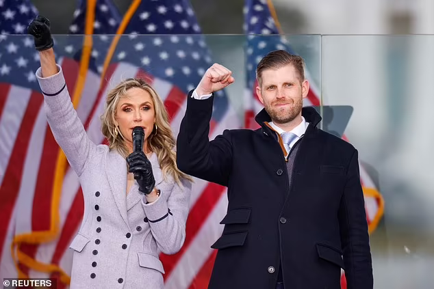 suekrek's tweet photo. @atrupar @LaraLeaTrump which pocket was the burner phone in?
#LockLaraLeaUp
#LockGumsUp https://t.co/mUIr7g6drg