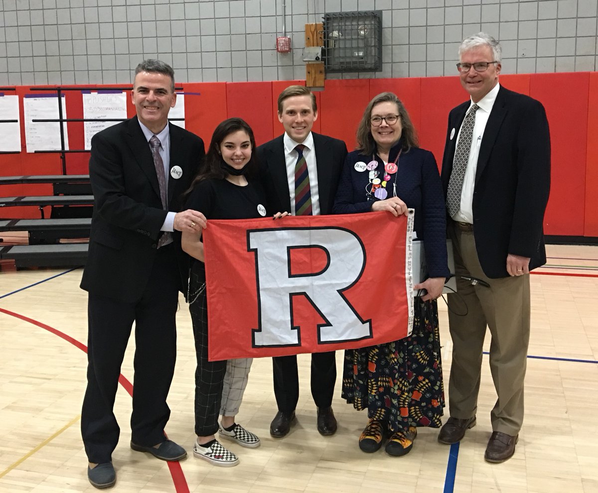 rutlandflag's tweet photo. @rutlandflag thanks #rutlandhs grad &amp; US State Dep't officer Drew Peterson for providing the keynote at the 2022 Vermont Global Issues Network Conference, in Rutland, VT.  Drew focused on the conference theme of civil dialogue. https://t.co/RPg5FfZi7S @RowFn @VTEducation @VCWA https://t.co/g3fGI5ibeG