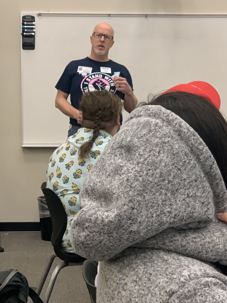 GSAWichitaSE's tweet photo. Thanks @GLSENKS for speaking at our rally today! #TDOV2022 #BuffPride https://t.co/sX74E7heMJ