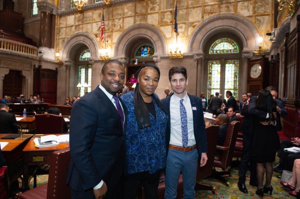 On #TransDayOfVisbility, I’m reminded of the heroism and persistence of our transgender siblings. For them, we must keep marching toward a future in which all people—especially those who identify as trans—can express their truest selves without fear of judgment &amp; harm #GENDA 🏳️‍⚧️🏳️‍🌈