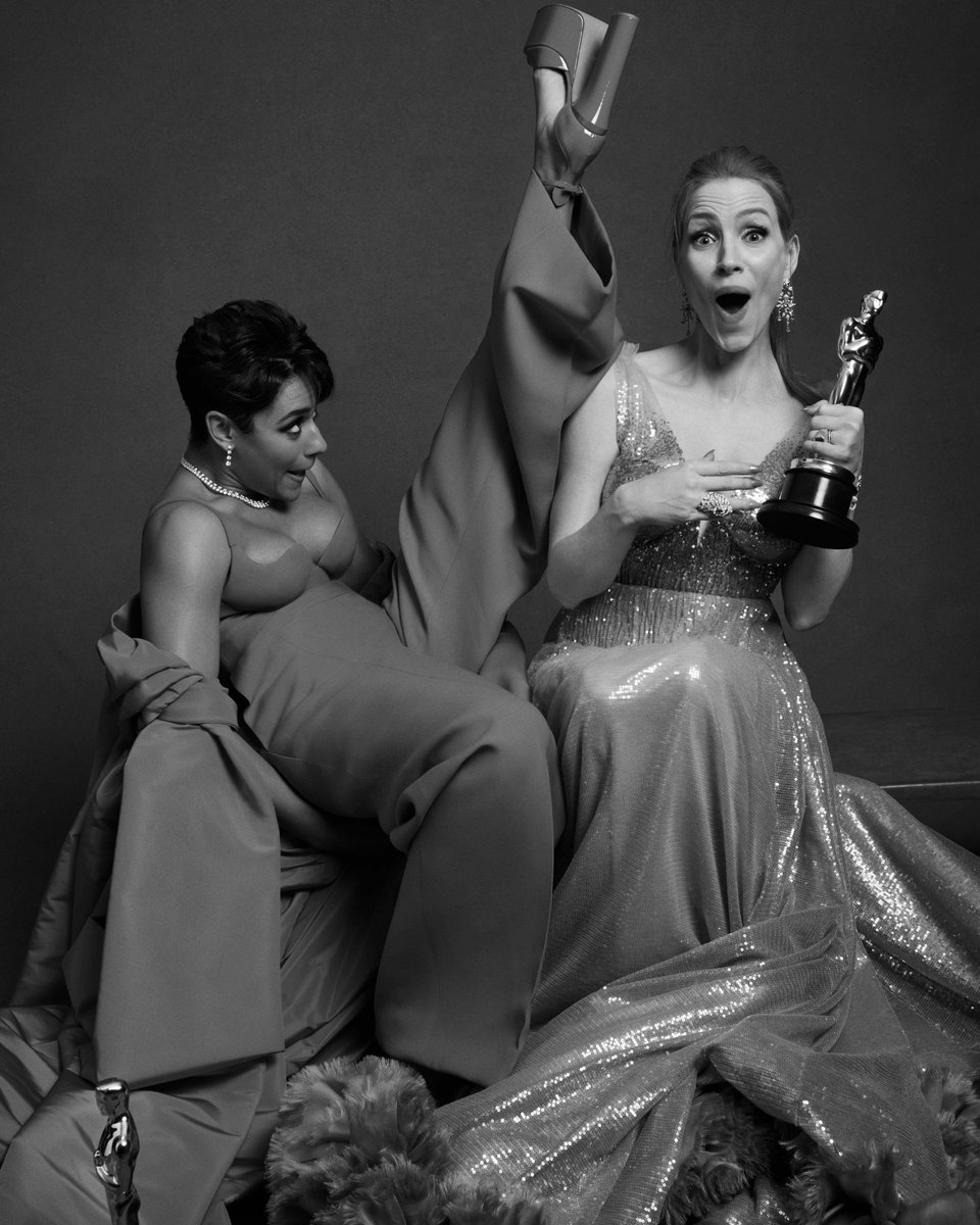 Follow Ariana DeBose and Jessica Chastain's lead...don't take life too seriously. #Oscars Photography by: Luis Alberto Rodriguez