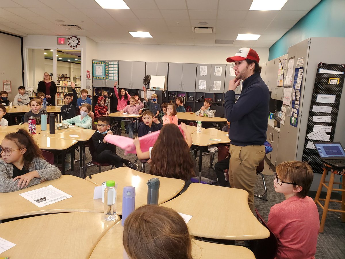 Mrs. Vanek tweet media