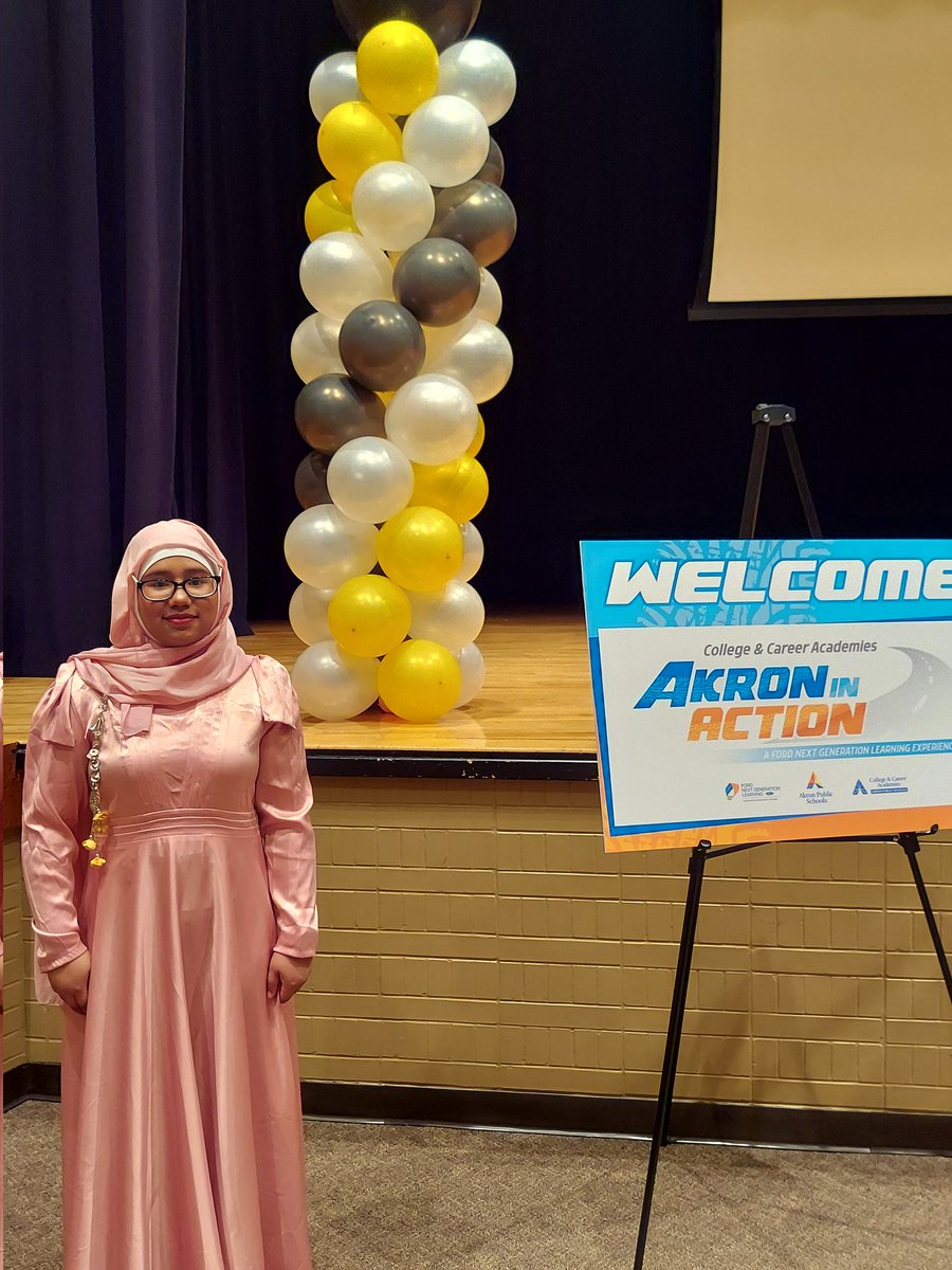 DrTJefferson's tweet photo. So proud of So Ma Ya. This morning she spoke about her experience with the @CCAofAkron. She talked about how impactful @AkronChildrens has been in her journey. @ChildrensJobs &amp; Career Launch has been a life changer for her. #achmorethanajob https://t.co/PoRNoVQ96I