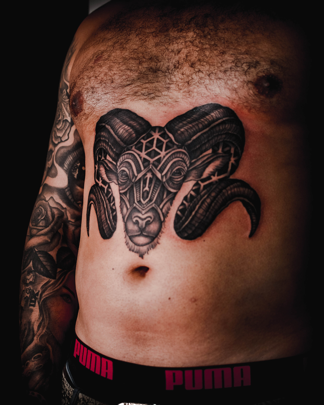 Misfits Tattoo Co. auf Twitter: „Sick ram @kee_tattooo did a few weeks ago, really liking this one!. . . . . #misfitstattooco #misfits #inktattoo #tattoooftheday #tattooist #sleevetattoo #tattoosofinstagram #handtattoo #tattoolife #tattoostyle #tattooing # Misfits Tattoo Co. auf Twitter: „Sick ram @kee_tattooo did a few weeks ago, really liking this one!. . . . . #misfitstattooco #misfits #inktattoo #tattoooftheday #tattooist #sleevetattoo #tattoosofinstagram #handtattoo #tattoolife #tattoostyle #tattooing #