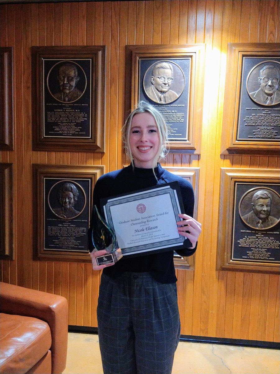LabSharpe's tweet image. Just finished up our grad student symposium here at OUHSC. Congrats to all the presenters and winners, but a special proud congrats to our lab's own Nicole Eliason who won the GSA Award for Outstanding Research. Way to go Nicole! Next stop SSIB in Porto! @OUHSC_GPiBS