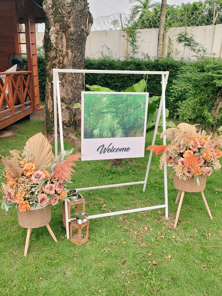 StouEvents's tweet photo. Nature, boheme chic by #Stouevents https://t.co/JyVlzhoWlW