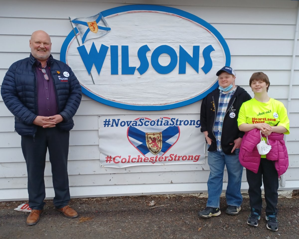 stepsonarthurfn's tweet photo. Jenny and Marc stopped by to thank our friends and neighbours at Wilsons Fuel Co. Ltd. (represented by Doug McInnes) for their continuing support of STEPs on Arthur and our capital campaign. https://t.co/Jz8xl32mZP