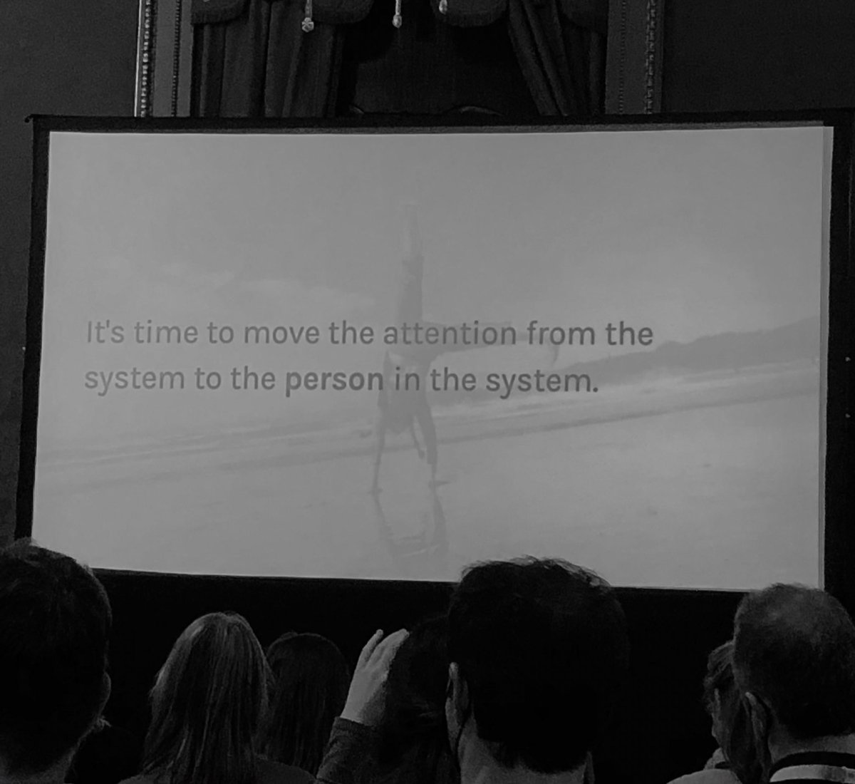 izaskunquilez's tweet photo. First day of the #DesignThinkingLab of the @Tourban6 project in which @INOUTHostel participates. It has been an interesting, enriching and… fun day! https://t.co/t0t3wlXeSM