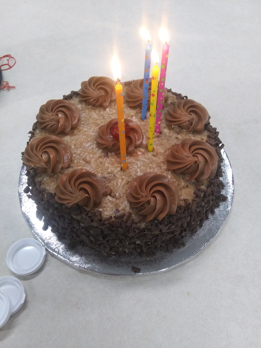 LadyVHS's tweet photo. Working 10 hours on your birthday isn't half bad when they get you dinner AND a cake 😏

#CakeRules https://t.co/UStJEDvBQj