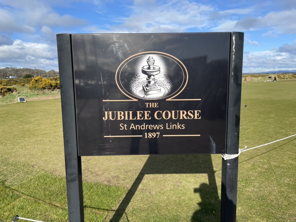 ARichardsonPro's tweet photo. Great day on the #JubileeCourse @TheHomeofGolf A must visit for every golfer! #ThankYou @GolfTravelHub #Golf #Scotland #Trips #Clients π΄σ §σ ’σ ³σ £σ ΄σ Ώππ»ββοΈ https://t.co/ArSQzth9F0