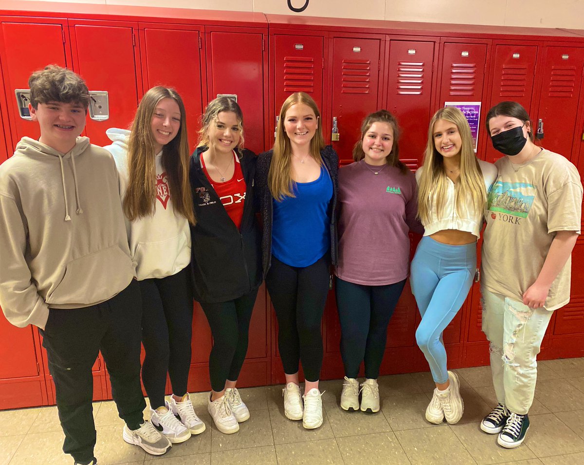 fmssweet's tweet photo. Love seeing former CC/SWEET members making a difference in high school! Thanks for talking to us today about @FHSHiipTeam https://t.co/UVs6h10iYD