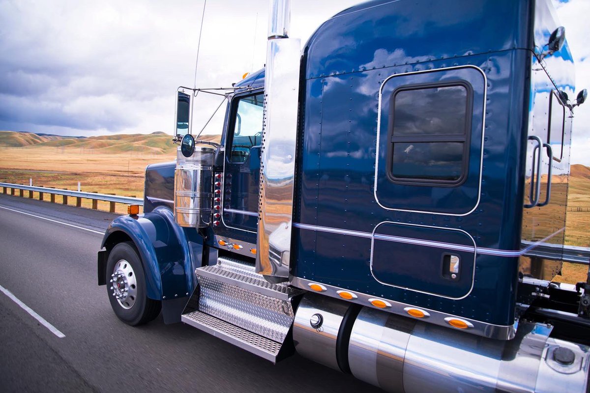 famyard's tweet photo. Whether you’re struggling to streamline load distribution to trucks or you want to save money without compromising quality, we’ve got you covered.

#logisticssolutions #dispatch #freight #nationwide #trucking #truck #dispatching #truckdispatchers #boxtrucks #semitrucks #famyard https://t.co/63dSAJJC03