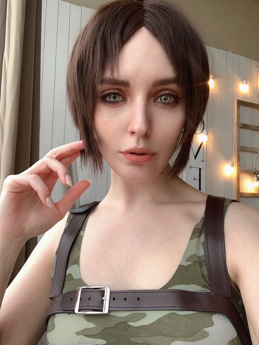Атакую титанов.
🖤 Ymir 

#ShingekiNoKyojin #AttackOnTitan