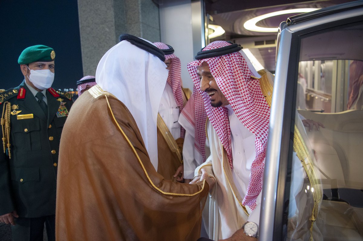 Bandaralgaloud's tweet photo. سيدي #خادم_الحرمين_الشريفين يصل إلى #جدة قادماً من #الرياض https://t.co/ZzoVl64X5g