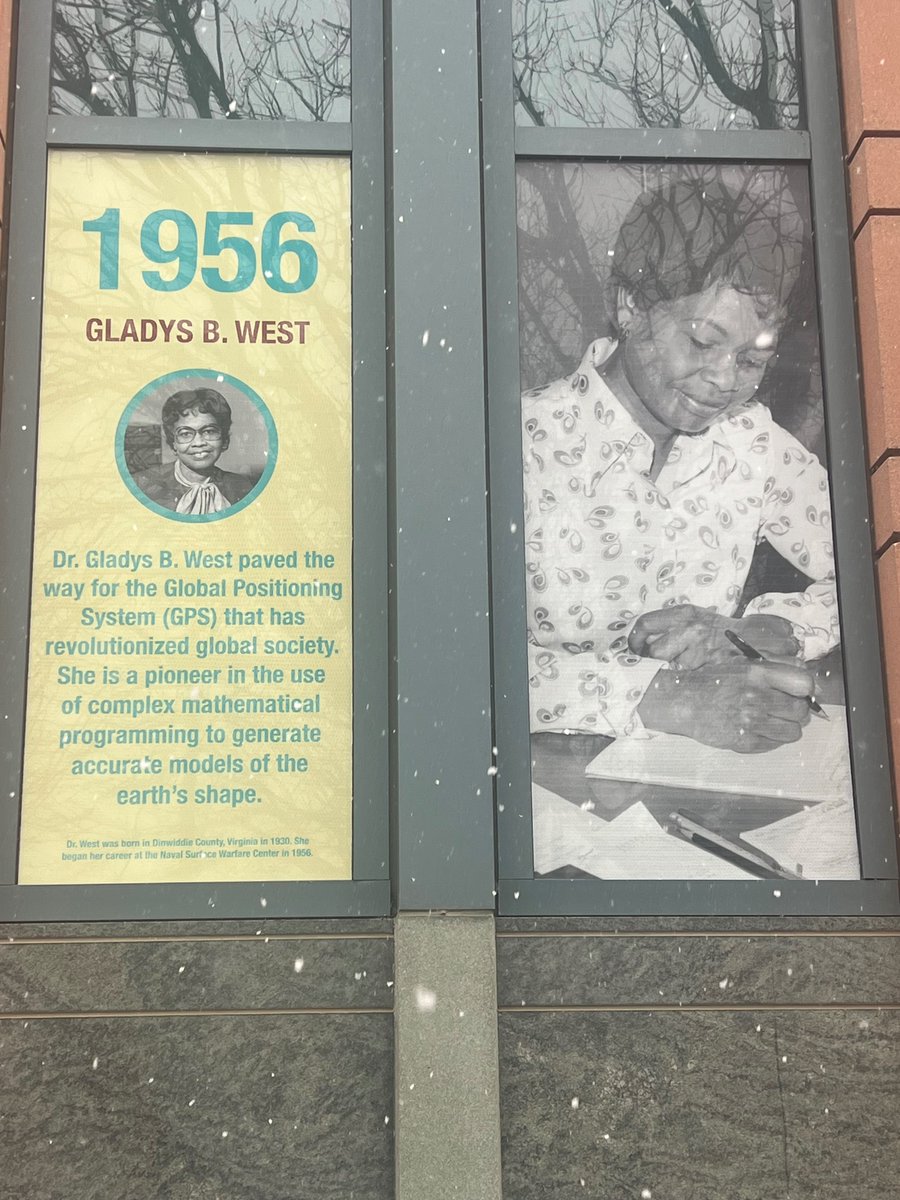 USDOTFRA's tweet photo. The #MotherofModernGPS, Dr. Gladys West is the only living person and 1st AA woman added to @USDOT HQ Innovation Row. #WomensHistoryMonth #Pioneer  #WomenInSTEM https://t.co/iZF0UI4jRq