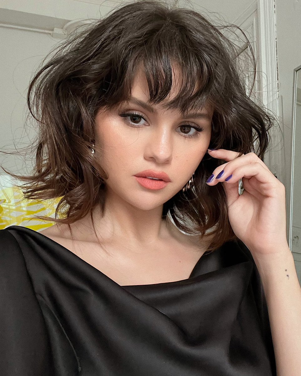 hungvanngo's tweet photo. New hair, who dis? 😛
@selenagomez https://t.co/QXo7ypgfA9