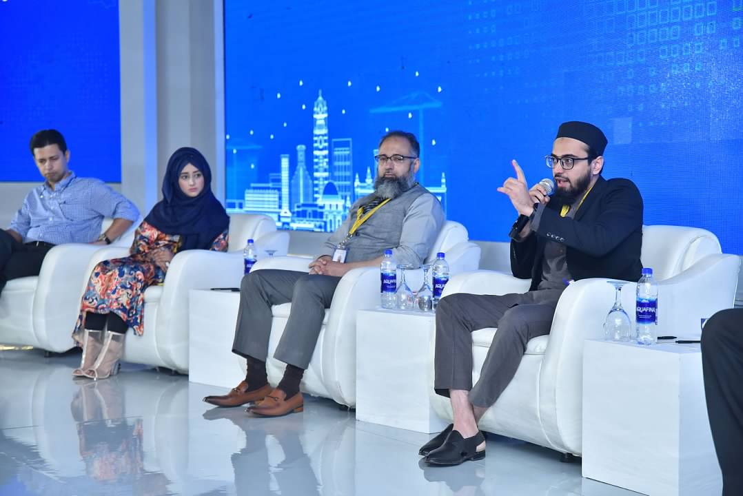 pakecocon's tweet photo. Panel discussion about Startups: Past, Present, and Future of IT Industry in Pakistan
#PakistanEconomicConference #PEC2022 #SerenaFsd #fsdcon2022 #pakecocon2022 #firstconfsd #IT #Startups #InformationTechnology https://t.co/R2FV5GFgVj