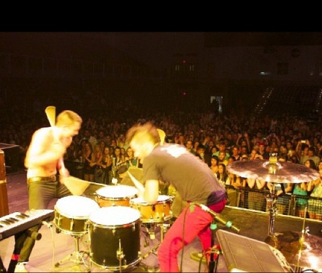 top_cmplt_dvrsn's tweet photo. Throwback to 2012
University of North Florida.
A wild time
Josh IG
#OnThisDay
#TOP10years
#TOPlookback
#twentyonepilots
@twentyonepilots https://t.co/lfz251BxqT