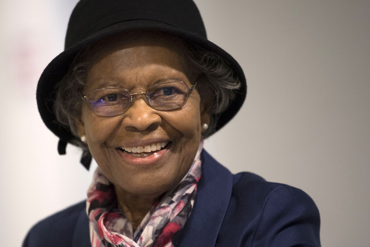 USDOTFRA's tweet photo. The #MotherofModernGPS, Dr. Gladys West is the only living person and 1st AA woman added to @USDOT HQ Innovation Row. #WomensHistoryMonth #Pioneer  #WomenInSTEM https://t.co/iZF0UI4jRq