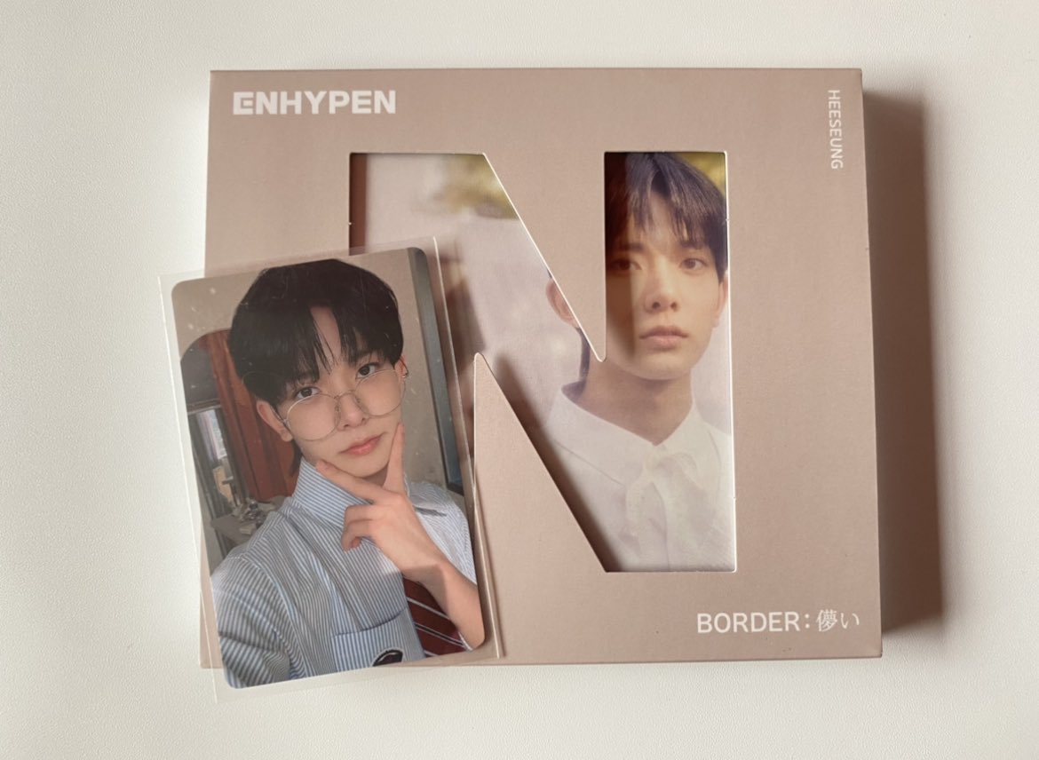 naeviiz's tweet photo. ꒰ 📔🖇 ꒱ . . . wts lfb enhypen ph! ◡̈ 

heeseung border: hakanai solo jacket f ver (hee specs)

𓏔 500 php, w/ album! 
𓏔 onhand &amp; must be payo
𓏔 more info in my carrd
      https://t.co/6qem1da4sK 

✉️ dm me if interested <3 https://t.co/JCDZayhwXi