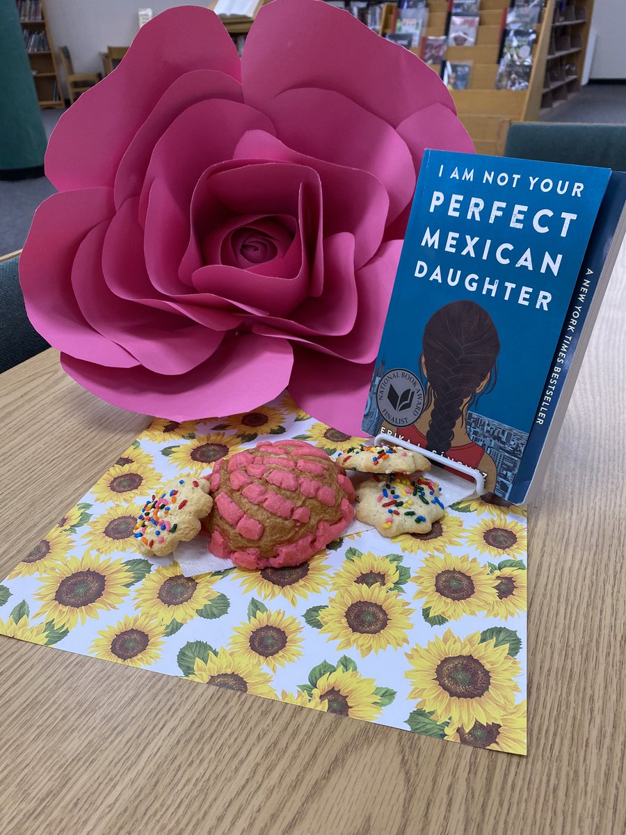 ParklandLibrar1's tweet photo. What a beautiful story! Our Matador Book Club, just finished reading “ I Am Not Your Perfect Mexican Daughter “
@ErikaLSanchez @JSalgado_PHS @phsmats #librarylife #TheDistrict https://t.co/I0WmrQYp2v