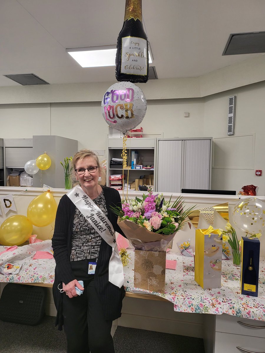 RdTroiano's tweet photo. Today dietetics loses a truly inspiring, dedicated and forward thinking dietitian, as Janice Fry retires from a 43 year long career in @NHSForthValley. We will miss her passion for helping people and her 'outside the box' thinking. Time for family, relaxing and gardening. https://t.co/jj4P9AmV1P