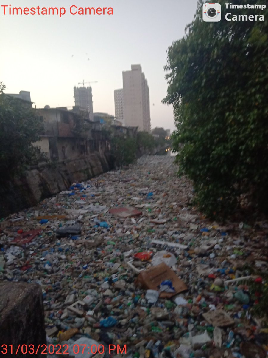 _GopalKotwal's tweet photo. 31/03/2022 year end pics , situation getting worse @mybmcSWD waiting for disasaster to happen @Lala_jani https://t.co/MW0XzVpDyk