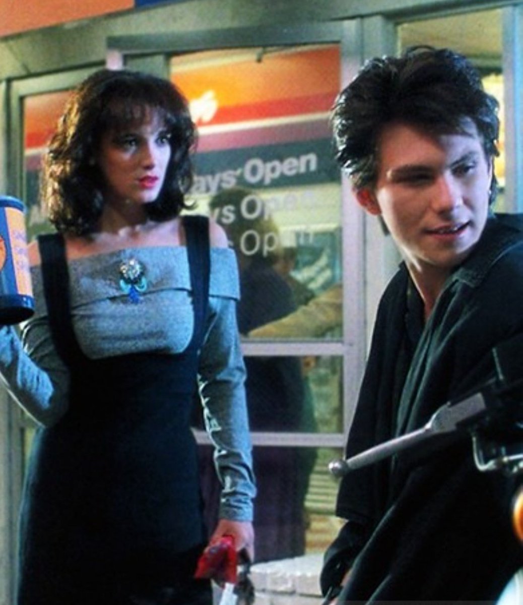 back21980s's tweet photo. The film Heathers released #inthisday March 31, #1989 American black comedy teen film  written by Daniel Waters and directed by Michael Lehmann, in both of their respective film debuts. It stars  #WinonaRyder,  #ChristianSlater,  #ShannenDoherty,  #LisanneFalk,  #KimWalker, https://t.co/rUmbnpcrg3
