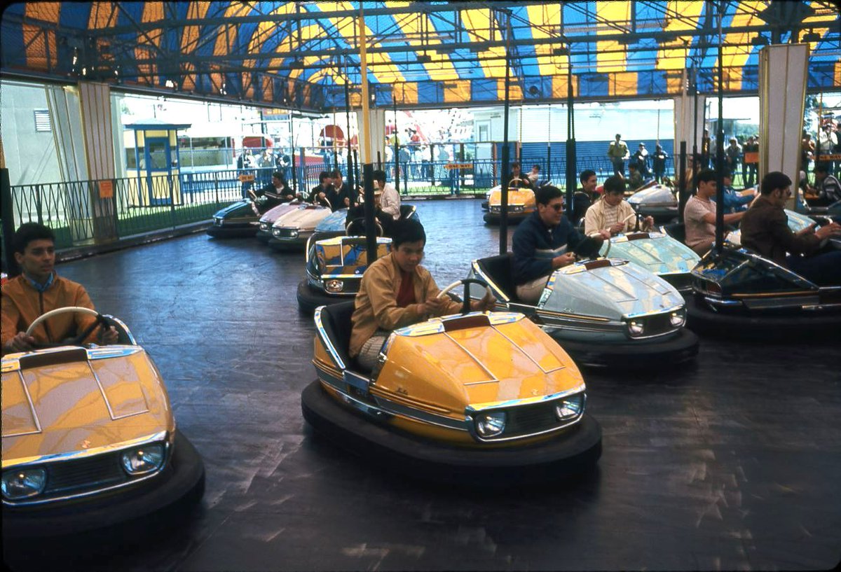 playland_park's tweet photo. Bumper Cars 💥 1966 💥 #TimelessFun #ThrowbackThursday https://t.co/79P6cL3X9o