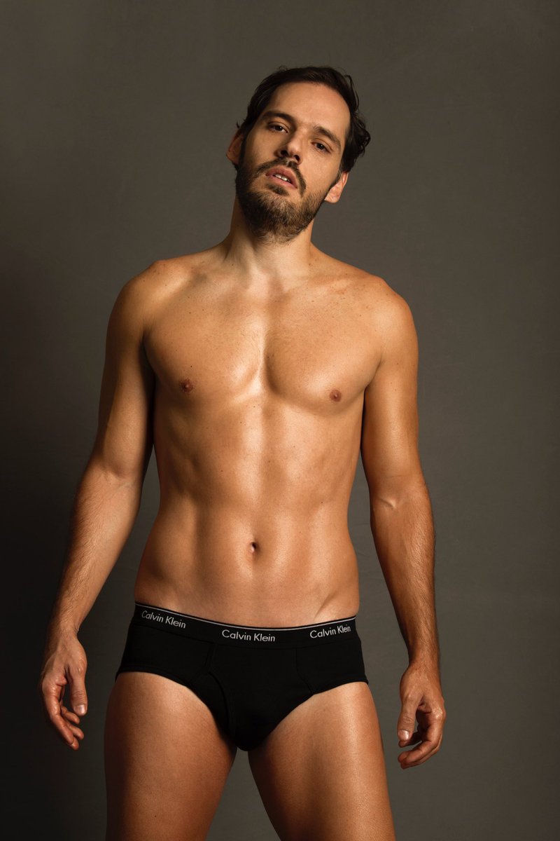 juanparangos's tweet photo. #TBT #ModelsGroup @models_group #MyCalvins #Model #MaleModel #Shooting #Book #Test https://t.co/o95aKMDobK