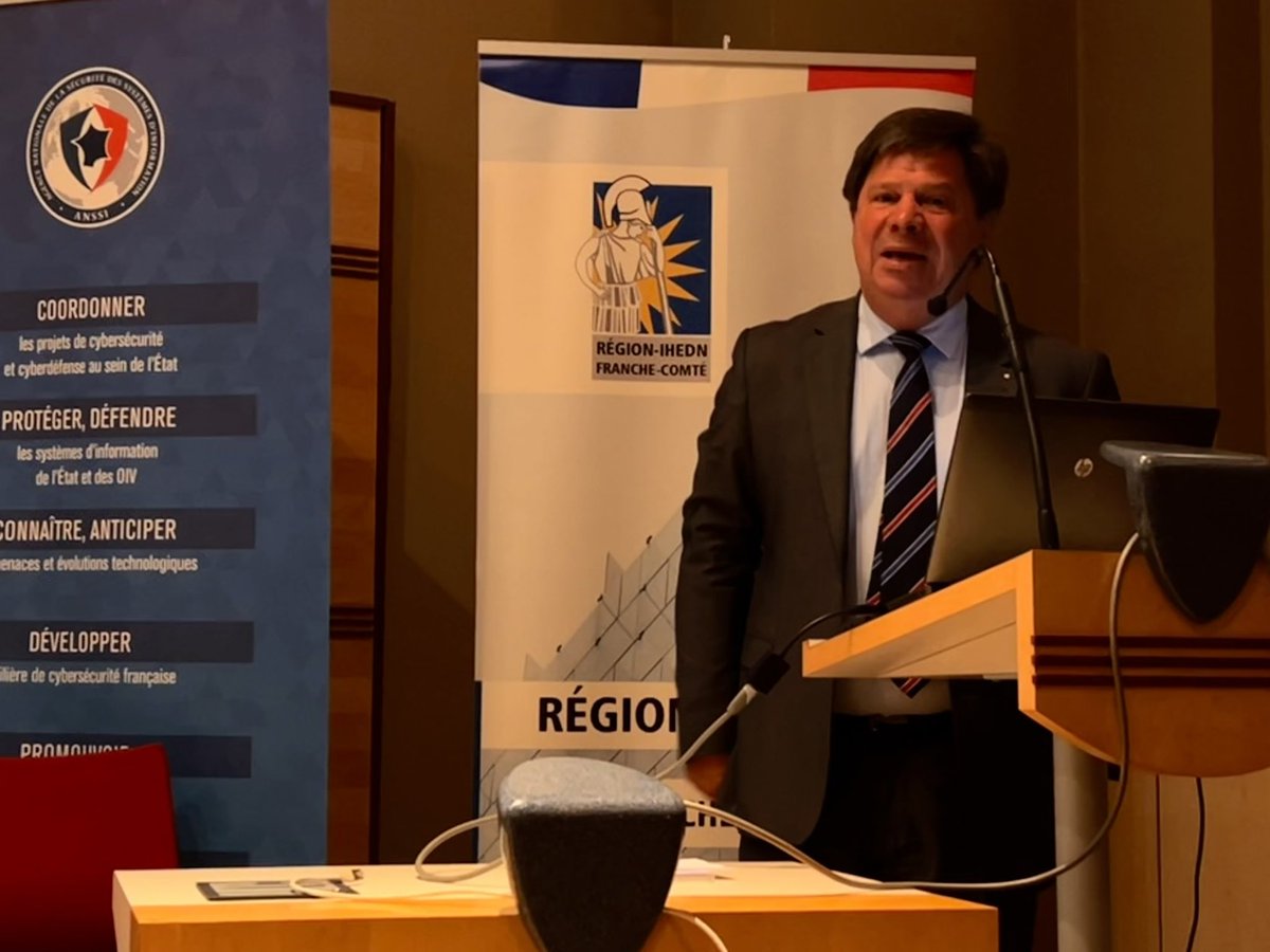 VeronikBrunet's tweet photo. @Danieljakub Président Club Affaires Aire Urbaine Belfort-Montbéliard présente des pratiques et des retours d'expériences au colloque #secnumeco #capcyber à la CCI de Belfort. L’évènement est aujourd'hui et demain avec l’@ANSSI_FR
https://t.co/0VPkJafnVZ
#cybersécurité https://t.co/QL7Vq8anBo