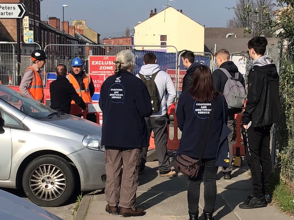 ardemolitionltd's tweet photo. Talking career #opportunities at our Pennine Hotel #project with @DerbyCollege students today. Great chatting to students from #builtenvironment about materials used in buildings, #demolition processes and #recycling #AR #TheEnablingPartner #Derby https://t.co/XaBaKk7WDb